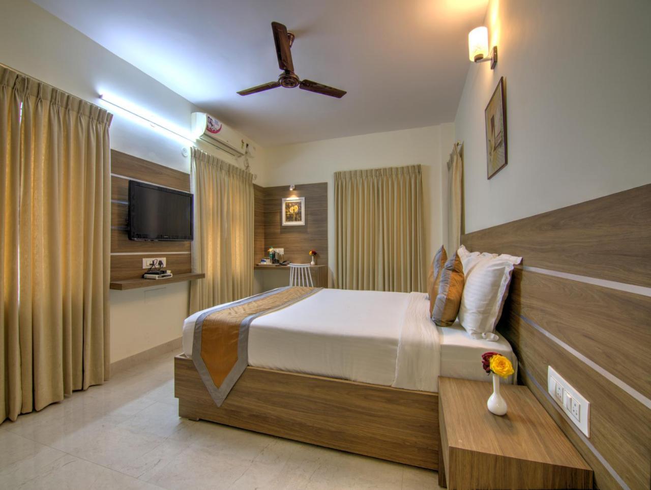 Sunshine Suites Grand Deluxe بنغالور المظهر الخارجي الصورة