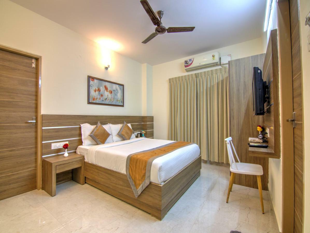 Sunshine Suites Grand Deluxe بنغالور المظهر الخارجي الصورة