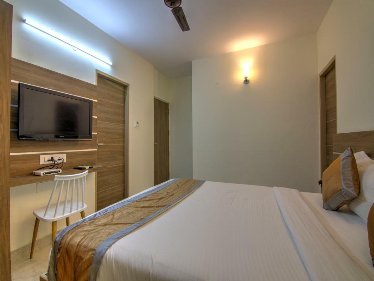 Sunshine Suites Grand Deluxe بنغالور المظهر الخارجي الصورة